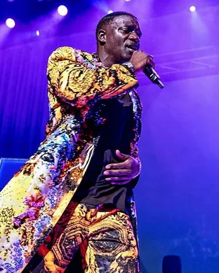 Akon Tampa
