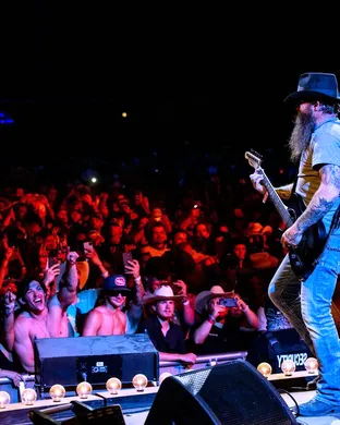 Cody Jinks Tampa